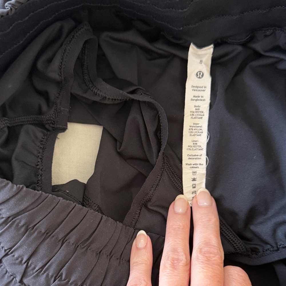 Lululemon Black Women's Athletic Shorts - Picture 3 of 4